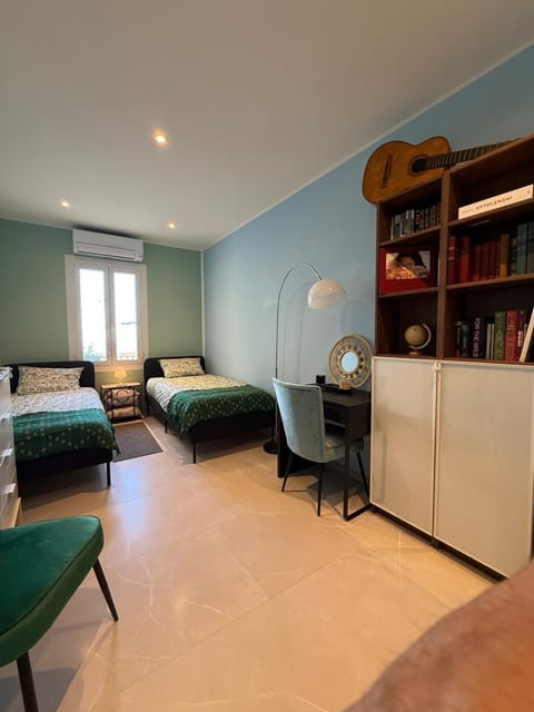 Cozy apartment with sea view Monaco Apartment in Avenue du Carnier