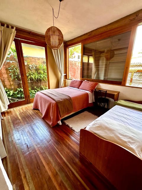 Casa da Arquiteta Guest House Bed and Breakfast in Ilhabela