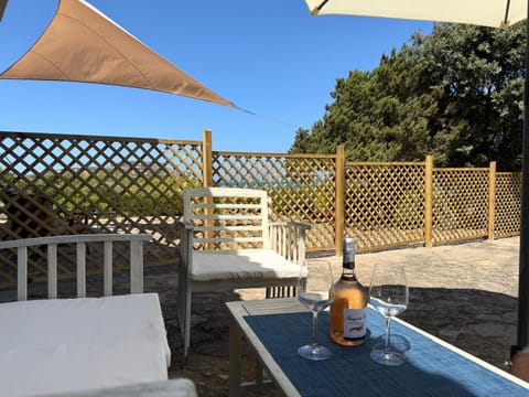 Villa Iole, con accesso alla spiaggia - Hosty Sardegna Villa in Stintino