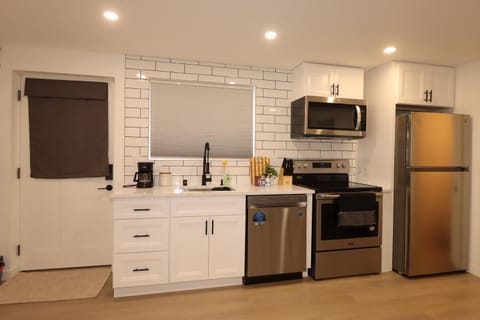 dishwasher, oven, stove, toaster, kitchen