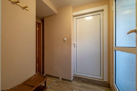 Property building, Facade/entrance, Living room