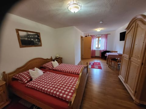 Hörterer Martina | Chiemgau Karte Bed and Breakfast in Grassau