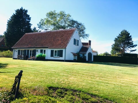 Villa 'T Zeehuysje House in De Panne