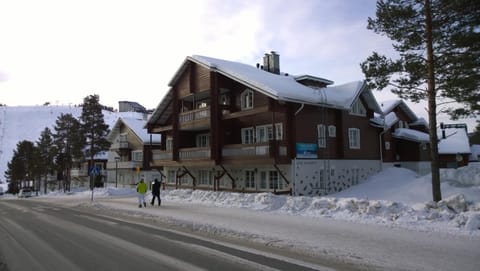 Neighbourhood, Winter, Skiing, Balcony/Terrace, Landmark view, Mountain view