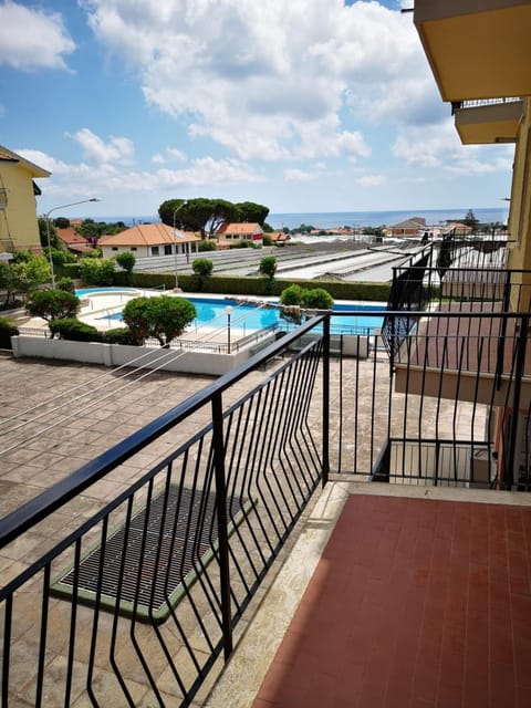 View (from property/room), Pool view