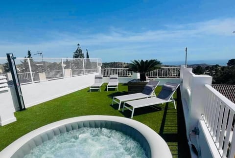 Hot Tub, Spa and wellness centre/facilities