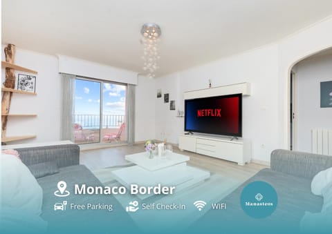 TV and multimedia, Balcony/Terrace, Living room, Seating area, Sea view, air conditioner