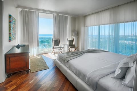 Private Residences at Hotel Arya by SoFLA Vacations Condo in Coconut Grove