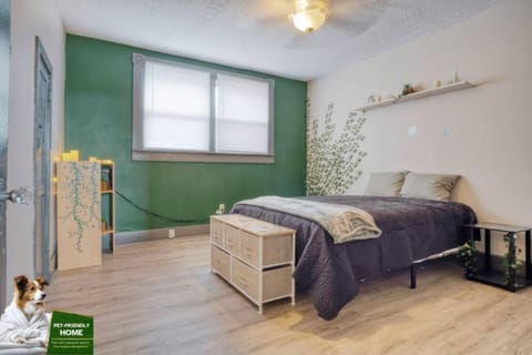 Charming Windsor Park Stay 1br1ba W Workspace Apartment in Indianapolis