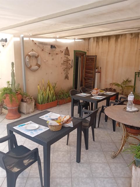 Balcony/Terrace, Breakfast