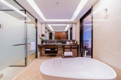 Ramada By Wyndham Huizhou South Hotel in Shenzhen