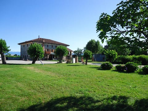 Day, Garden