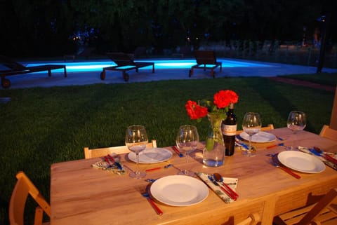 Patio, Garden, Swimming pool