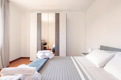 For families and friends near Lerici! Apartment in Ameglia