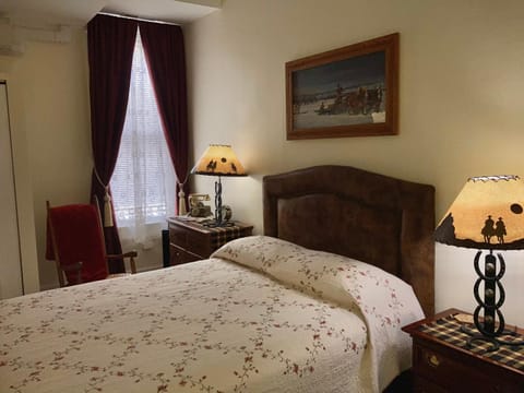 Historic Capitol Hotel Vacation Suites Downtown Apartment in Buffalo