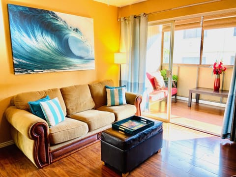 Living room, Seating area, hair dresser