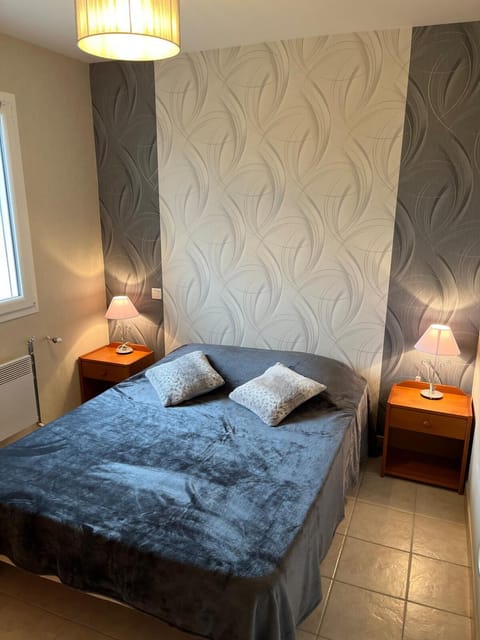 Les Pieux -6km de la mer House in Normandy