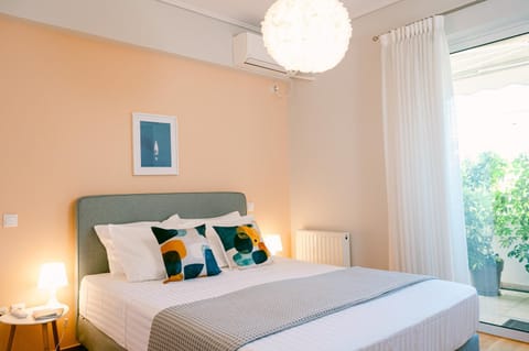 Luxury home in Marousi close to YGEIA & Mitera Apartment in Chalandri