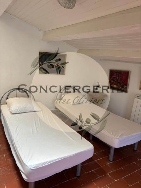 Maison provençale avec piscine House in Solliès-Toucas