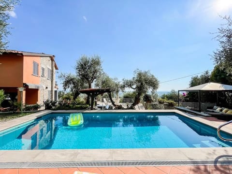 Day, Garden, Garden view, Pool view, Swimming pool, sunbed