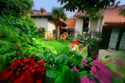 Green Oasis Family Apartments Condo in Piran