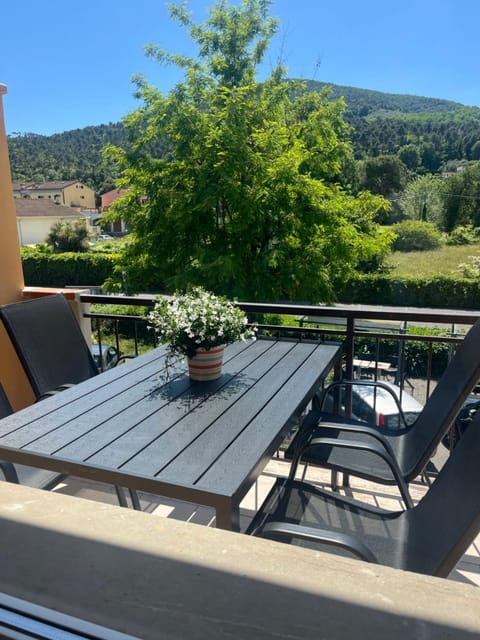 View (from property/room), Balcony/Terrace