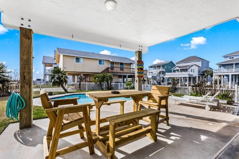 Day, Summer, Garden, Pool view, Swimming pool, Meals