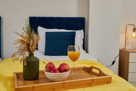 City Centre - Business & Family Stays - FREE Parking & WiFi Apartment in Leeds
