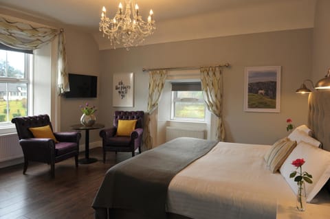 The Gateway Lodge Bed and Breakfast in Donegal City