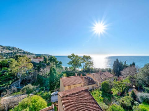Studio bord de mer 4 pers, Wi-Fi inclus - FR-1-827-91 Apartment in Roquebrune-Cap-Martin