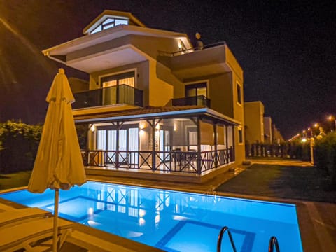 Paradise Town Villa Belhamra 100 MBPS free wifi Villa in Antalya Province
