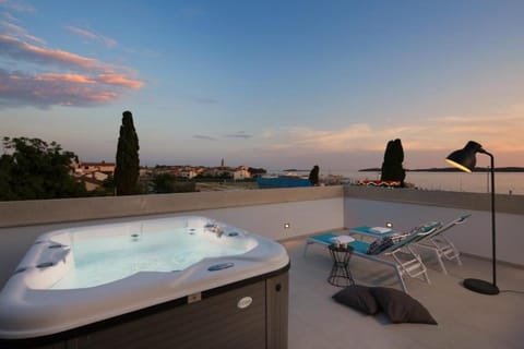 Balcony/Terrace, Beach, Sea view