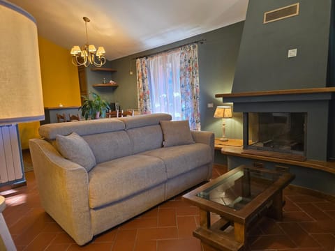 Living room, fireplace