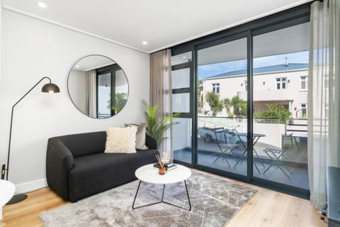 Coastal Luxe 1-Bed Escape Apartment in Sea Point