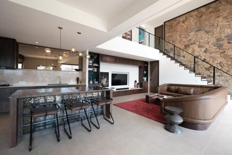 Kitchen or kitchenette, Living room, Seating area