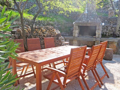 Patio, BBQ facilities, Seating area