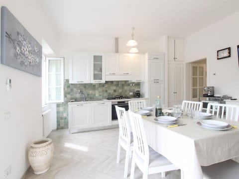 Holiday Home Villa Gabriele by Interhome House in Forte dei Marmi