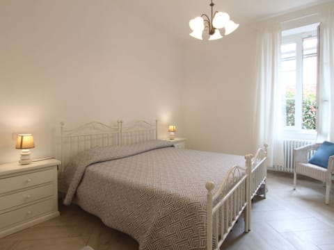 Holiday Home Villa Gabriele by Interhome House in Forte dei Marmi