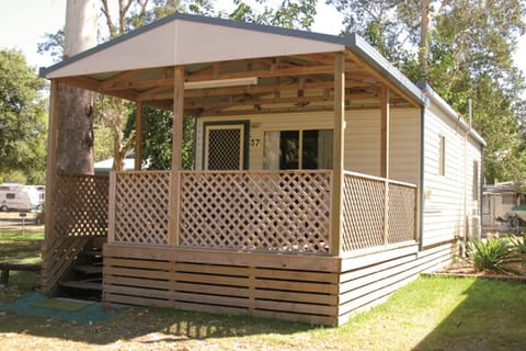 Smugglers Cove Holiday Village Campingplatz /
Wohnmobil-Resort in Forster