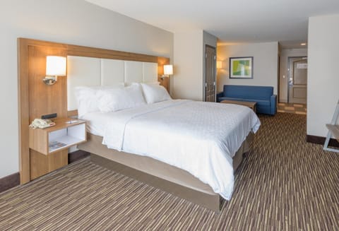 Holiday Inn Express & Suites Jamestown, an IHG Hotel Hotel in Allegheny River