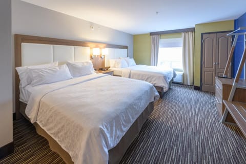 Holiday Inn Express & Suites Jamestown, an IHG Hotel Hotel in Allegheny River
