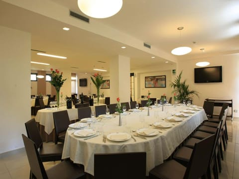 Banquet/Function facilities