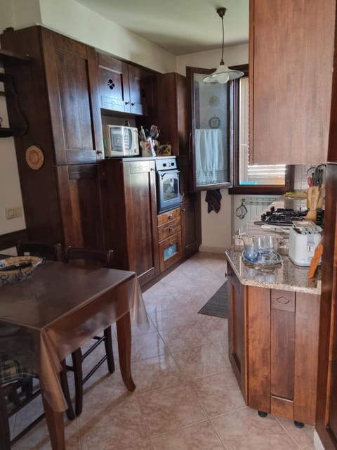 Appartamento Oliver Apartment in Sarzana