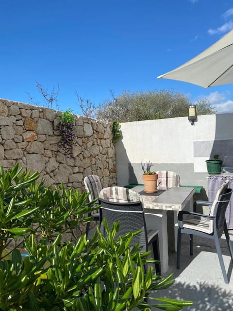 Apartments Sestanka Bed and Breakfast in Novalja