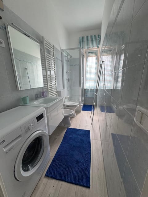 Shower, washing machine