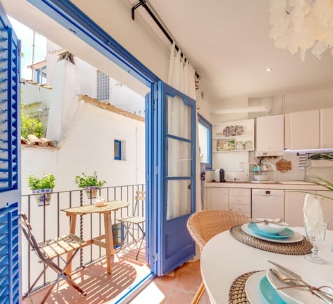 Blue Home Apartment in Sitges