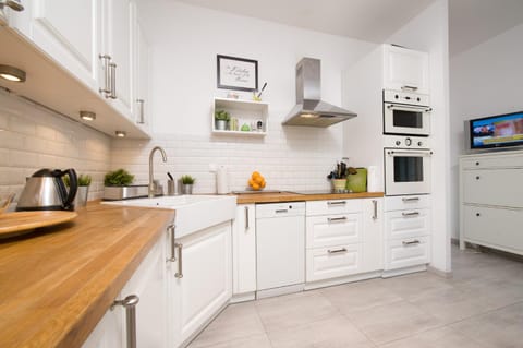 Property building, Kitchen or kitchenette