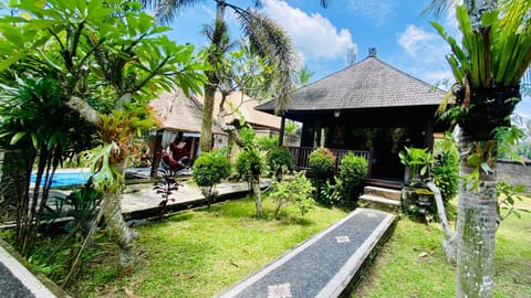 Dong Loka Guesthouse Bali Chambre d’hôte in Abiansemal