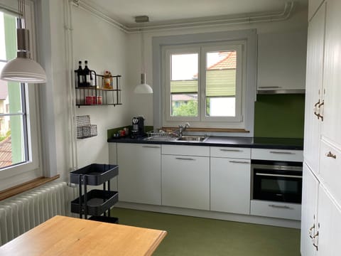 Kitchen or kitchenette, Dining area, Communal kitchen, Internal: Not applicable to any particular room