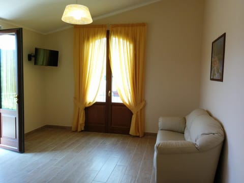 TV and multimedia, Living room, Photo of the whole room